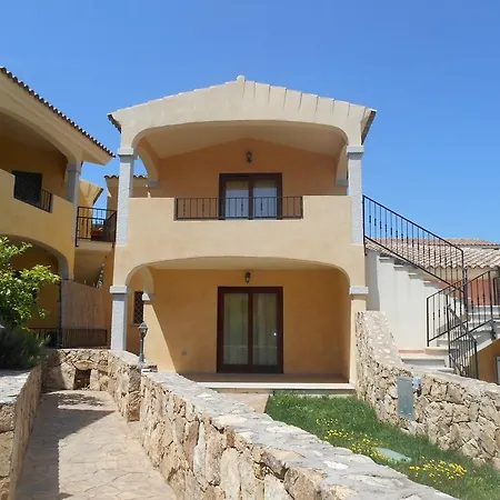 Budoni Mare Apartment *